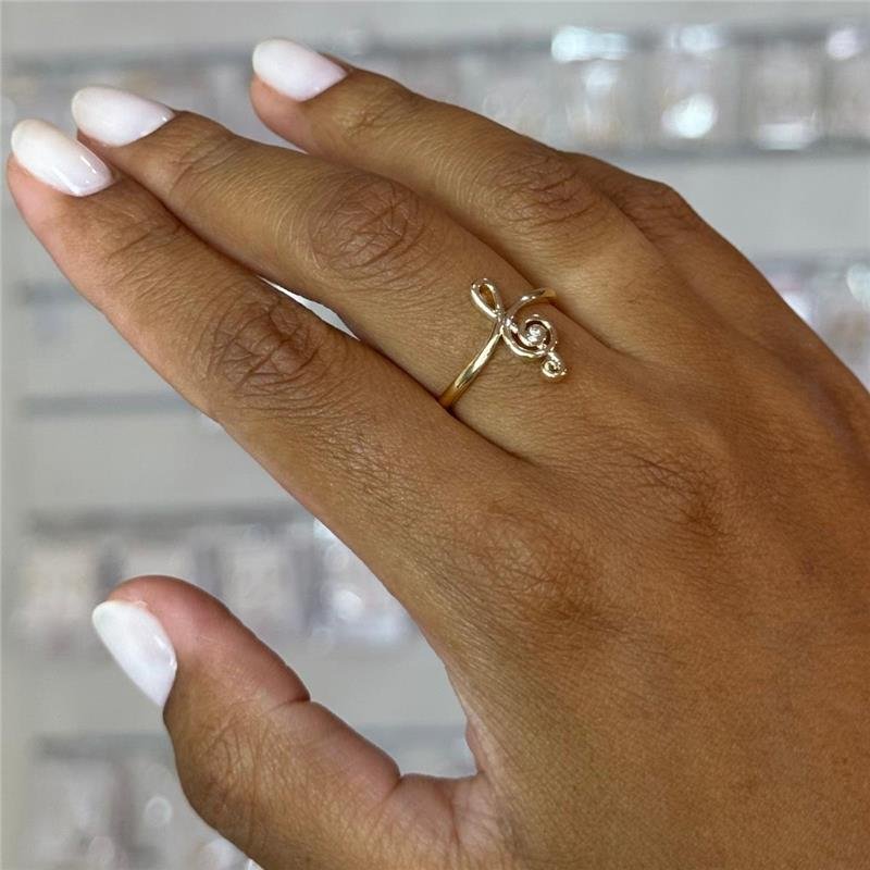 ANEL NOTA MUSICAL COM PEDRA DE ZIRCONIA FOLHEADO A OURO