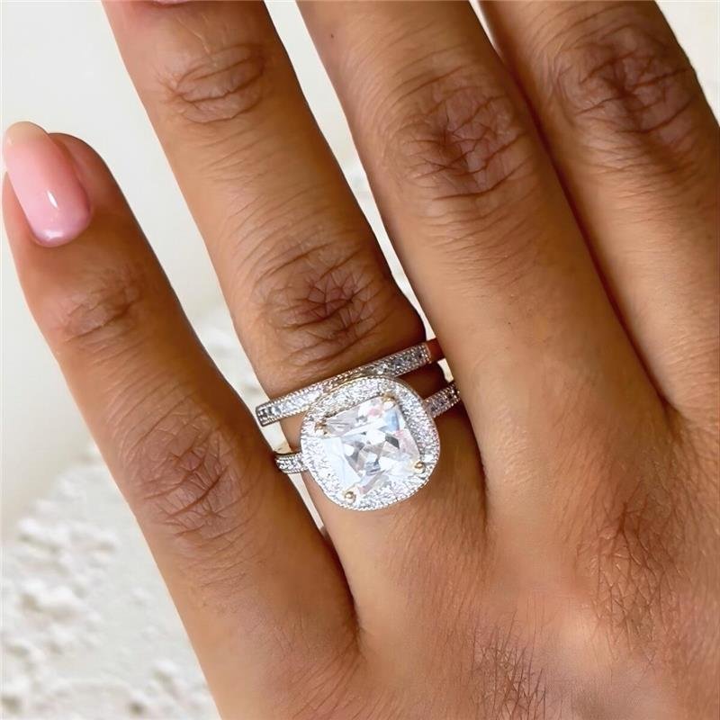 ANEL DUPLO COM APARADOR E PEDRAS DE ZIRCÔNIAS CRISTAL FOLHEADO A OURO COM PEDRAS DE ZIRCONIA