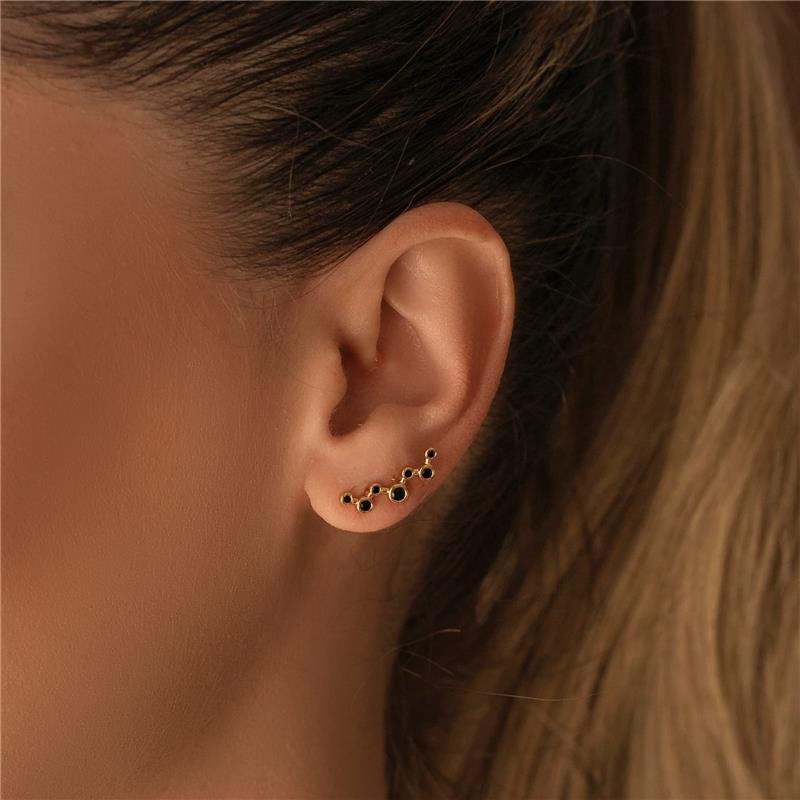 Brinco Ear Cuff Zircônia Preta Folheado A Ouro 