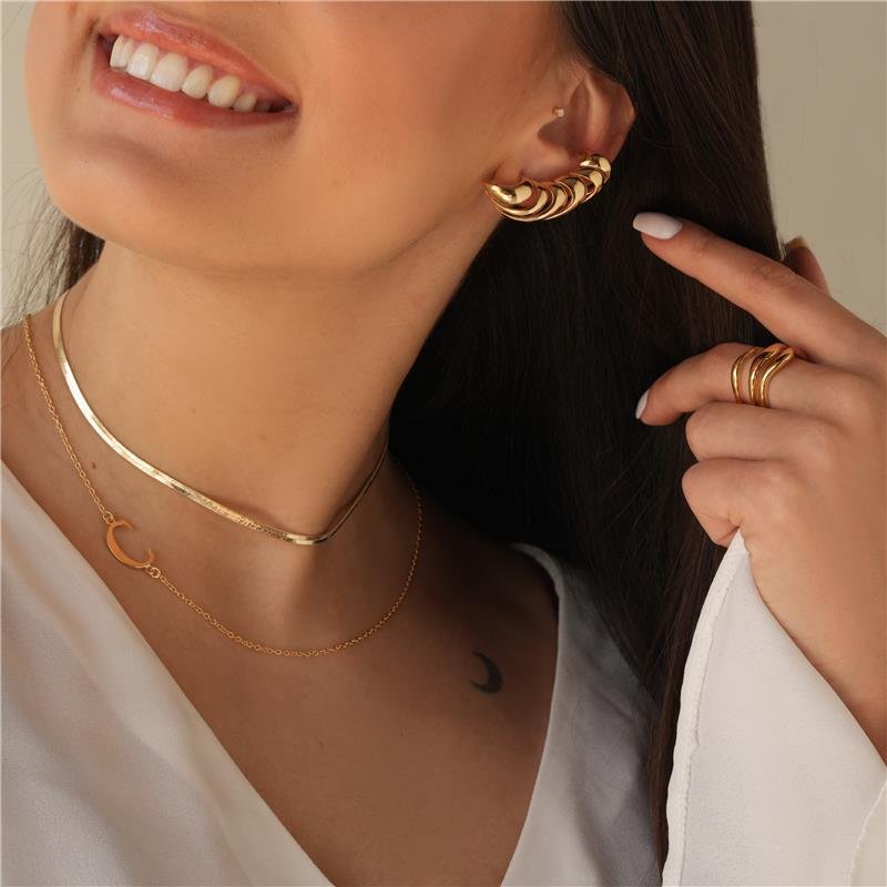 BRINCO EAR CUFF COM SEIS FILETES LISOS FOLHEADO A OURO