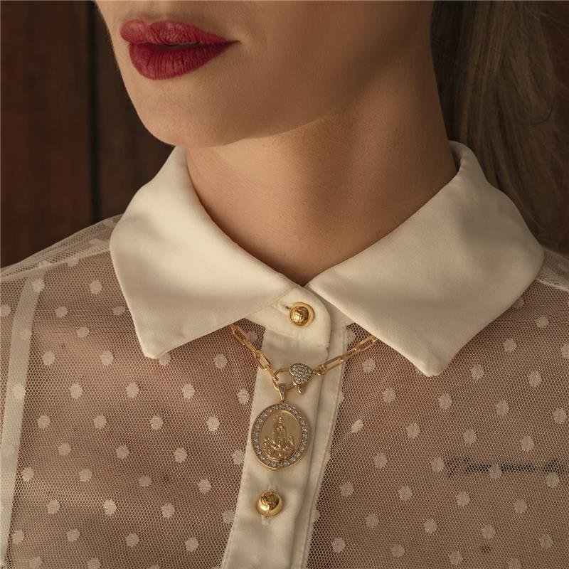 PINGENTE NOSSA SENHORA DE FÁTIMA COM PEDRAS DE ZIRCÔNIA FOLHEADO A OURO