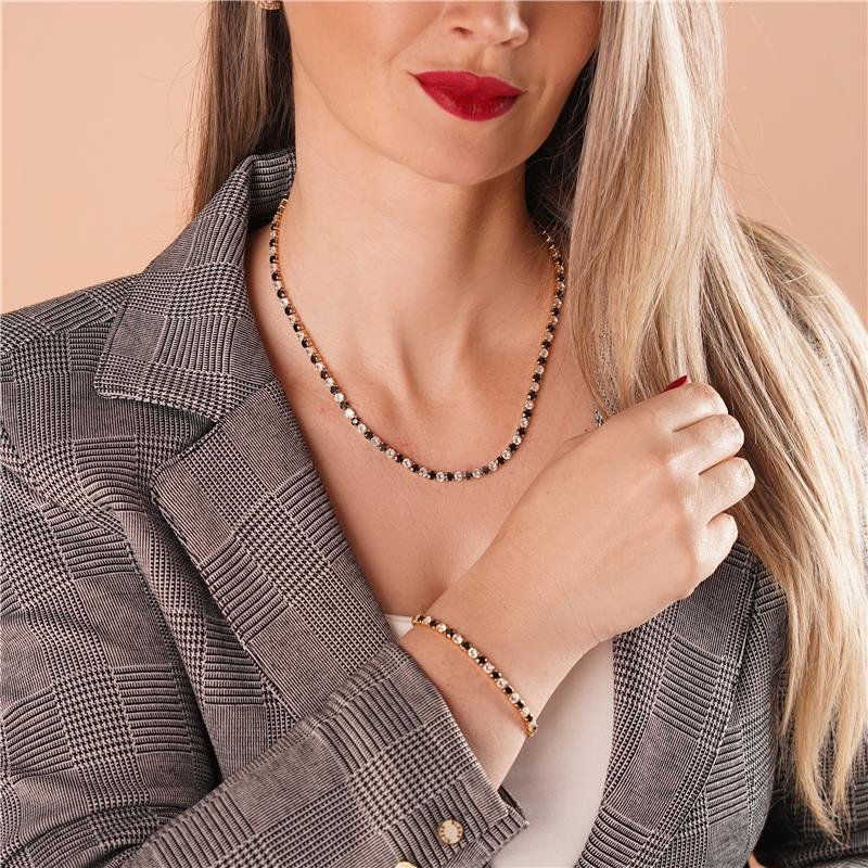 GARGANTILHA CHOKER ZIRCONIAS NEGRAS E CRISTAL INTERCALADAS FOLHEADA A OURO